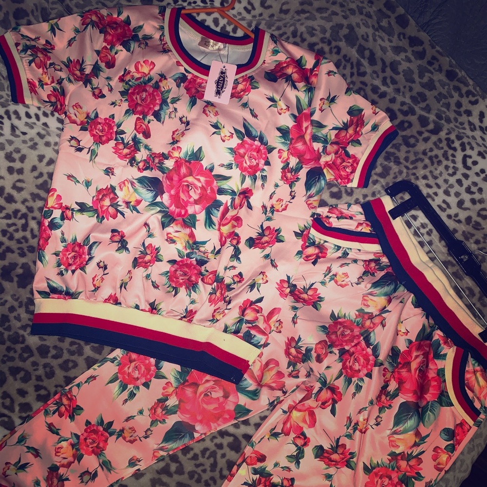 Floral jump suit